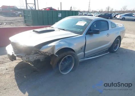 2009 Ford Mustang Gt/Gt Premium из США, поврежденный, VIN 1ZVHT82H795128079